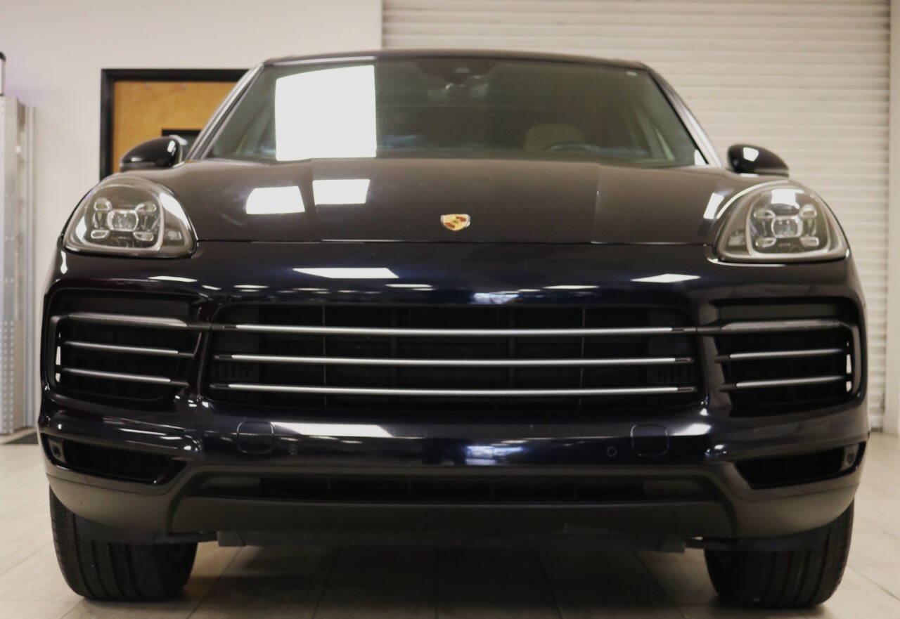 Used 2020 Porsche Cayenne Turbo AWD/4WD image 3