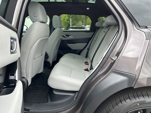 New 2026 Land Rover Range Rover Velar Dynamic SE image 5