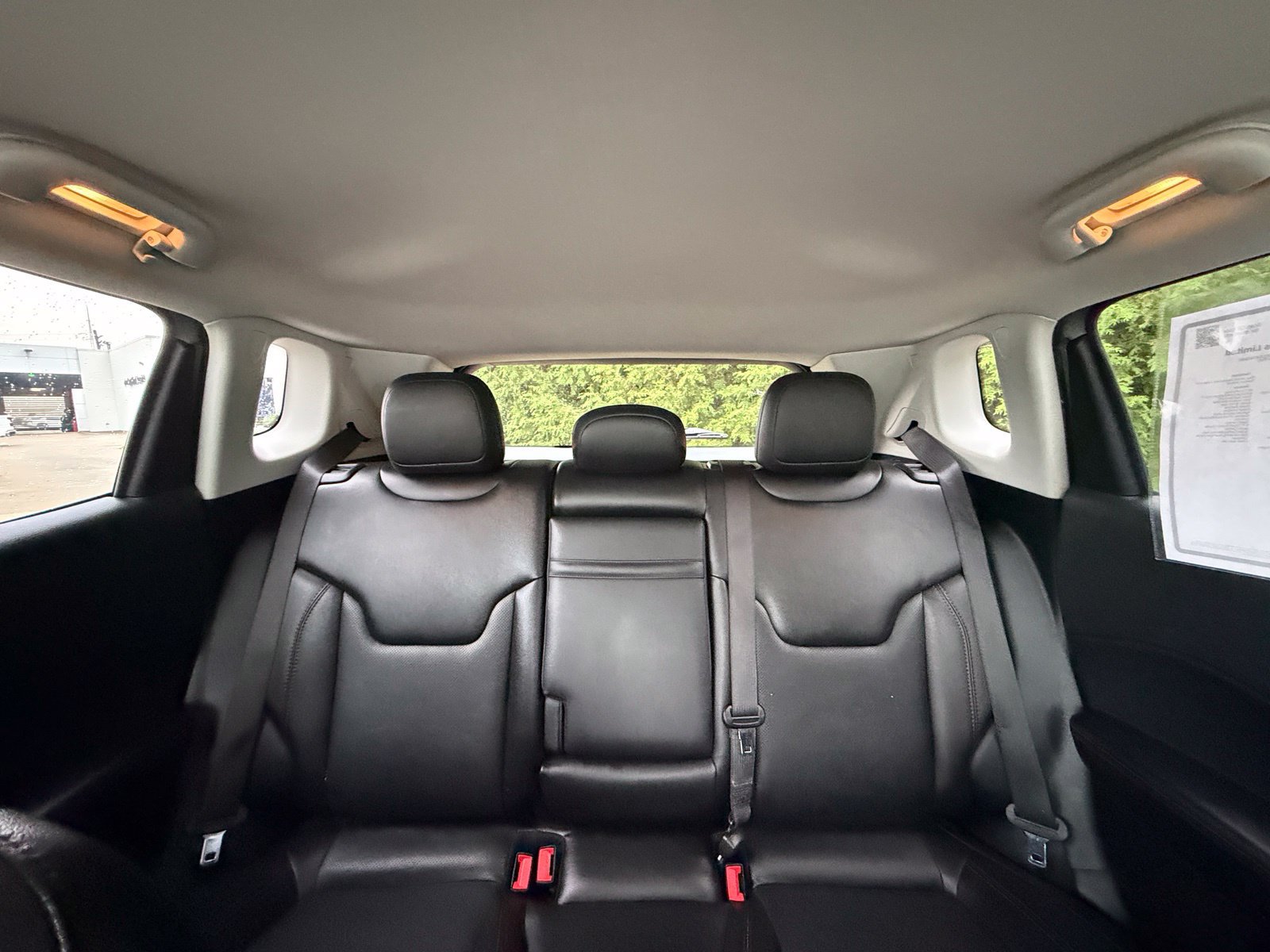 Used 2019 Jeep Compass Limited FWD image 3