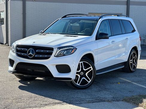 Used 2018 Mercedes-Benz GLS 550 4MATIC image 2