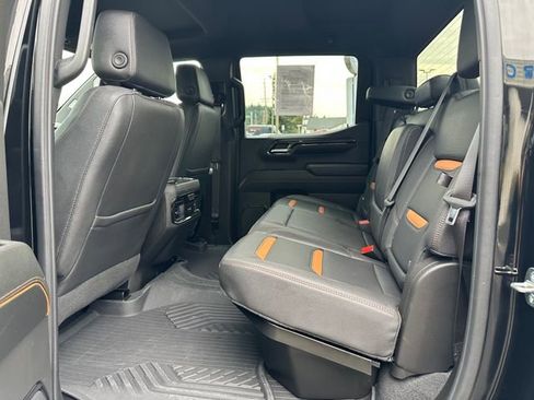 Used 2024 GMC Sierra 1500 AT4 image 18