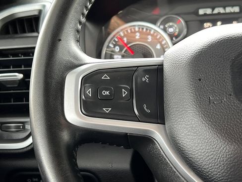 Used 2024 RAM 2500 Big Horn AWD/4WD image 33