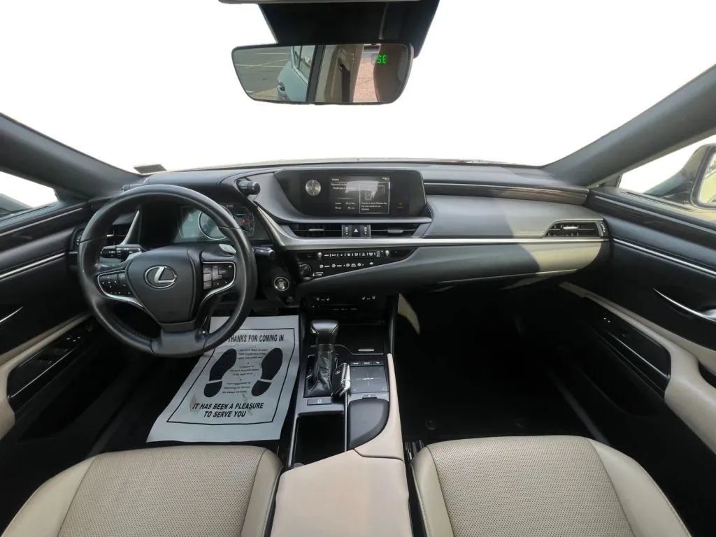 Used 2019 Lexus ES 350 w/ Premium Package FWD image 11