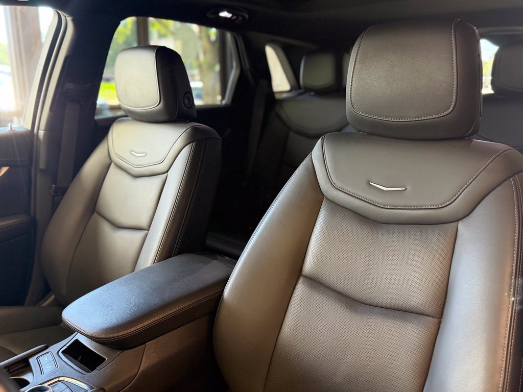 Used 2022 Cadillac XT5 Premium Luxury FWD image 8