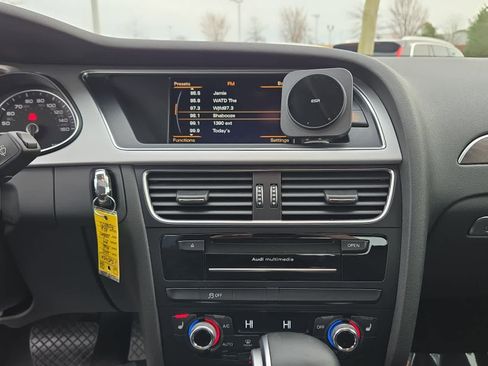 Used 2015 Audi A4 2.0T Premium Plus w/ Technology Package image 17