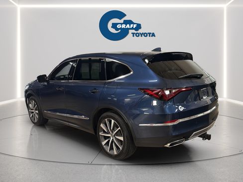 Used 2025 Acura MDX SH-AWD w/ Technology Package image 4