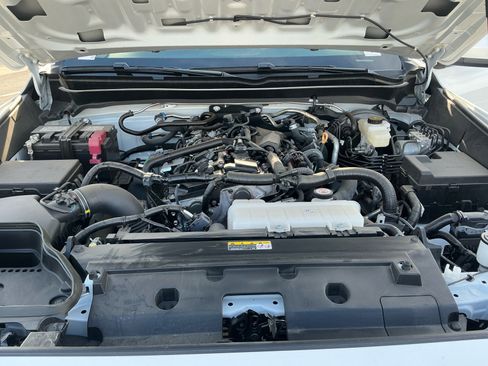 Certified 2025 Toyota Tacoma SR5 image 21