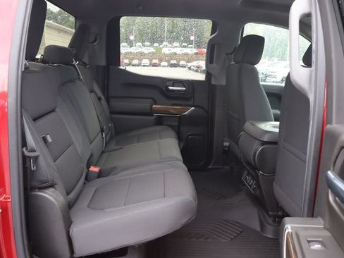 Used 2020 Chevrolet Silverado 1500 LT Trail Boss w/ Convenience Package AWD/4WD image 17
