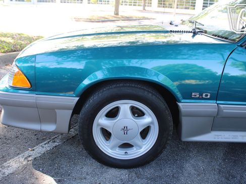 Used 1993 Ford Mustang GT RWD image 32
