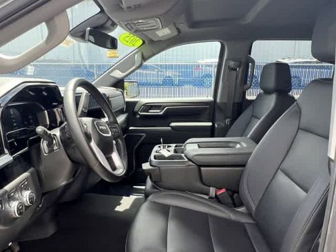 Used 2025 GMC Sierra 1500 SLT AWD/4WD image 20