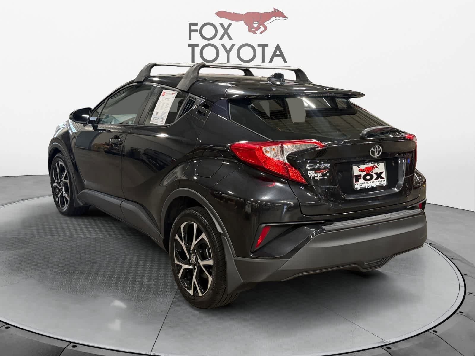 Used 2021 Toyota C-HR XLE FWD image 4