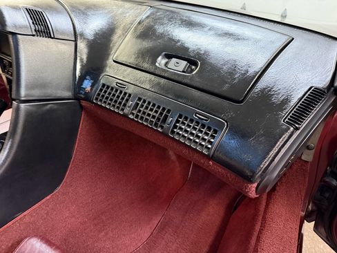 Used 1993 Chevrolet Corvette Coupe image 61