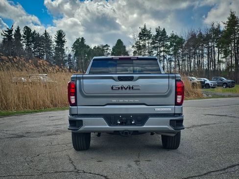 New 2026 GMC Sierra 1500 Elevation w/ Elevation Premium Package AWD/4WD image 4