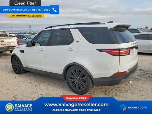 Used 2017 Land Rover Discovery HSE AWD/4WD image 3