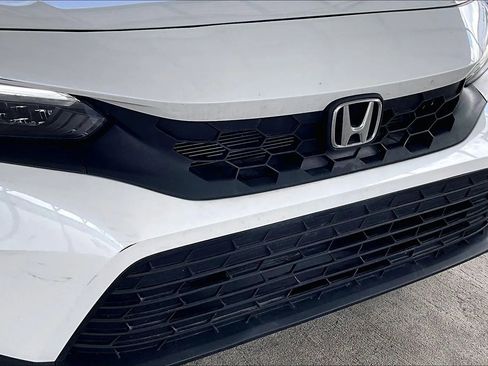 Used 2023 Honda Civic Sport image 29