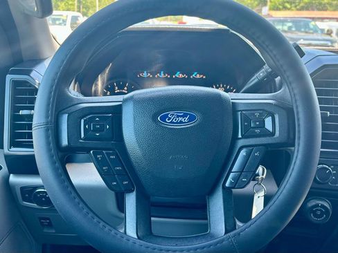 Used 2018 Ford F150 XL w/ Equipment Group 101A Mid AWD/4WD image 19