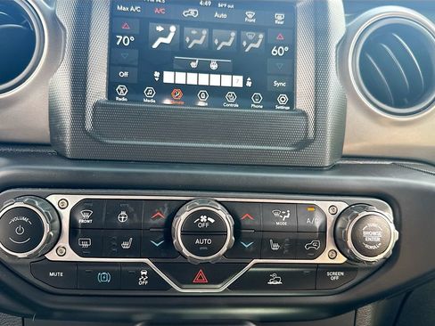 Used 2023 Jeep Wrangler Unlimited w/ Cold Weather Group AWD/4WD image 17