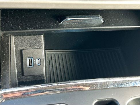 Used 2024 Ford Expedition Max XLT AWD/4WD image 30