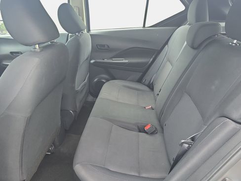 Used 2023 Nissan Kicks S FWD image 13