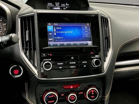 Used 2023 Subaru Crosstrek 2.0i Premium AWD/4WD image 11