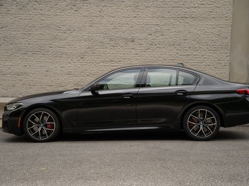Used 2023 BMW 540i xDrive w/ M Sport Package AWD/4WD image 4