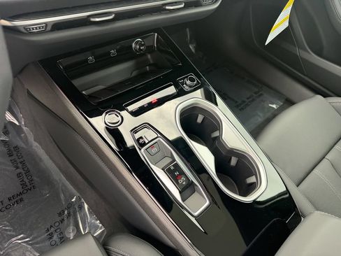 New 2026 Audi A6 Premium Plus AWD/4WD image 22