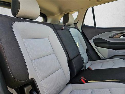 Used 2023 GMC Terrain SLE FWD image 19