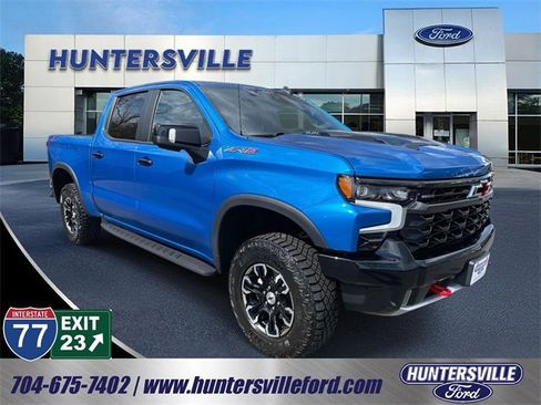 Used 2024 Chevrolet Silverado 1500 ZR2 w/ Technology Package image 1