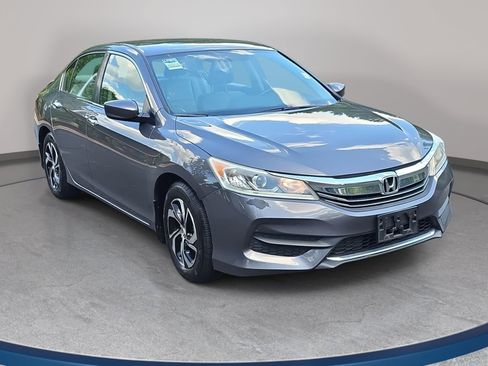 Used 2016 Honda Accord LX image 3