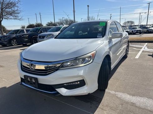 Used 2017 Honda Accord EX-L image 7