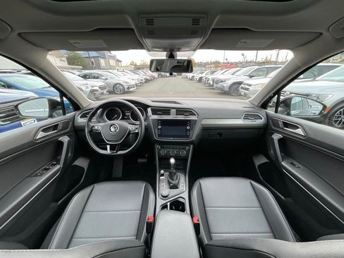 Used 2019 Volkswagen Tiguan SE image 15