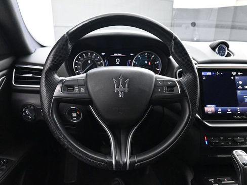 Used 2021 Maserati Ghibli S RWD image 24