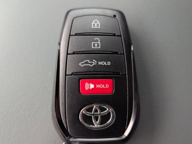 Used 2025 Toyota Tacoma 4x4 Double Cab Hybrid image 32