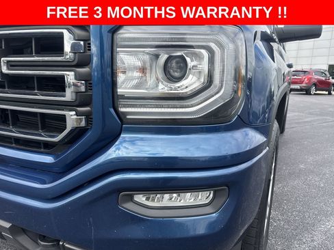 Used 2017 GMC Sierra 1500 SLE w/ SLE Value Package AWD/4WD image 30