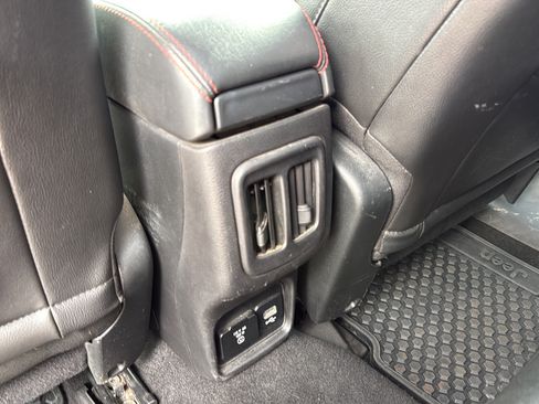 Used 2018 Jeep Compass Trailhawk w/ Navigation Group AWD/4WD image 17