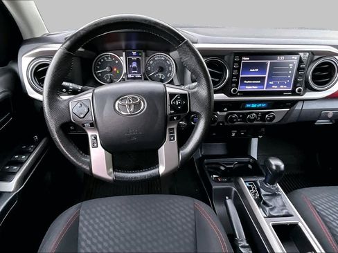 Certified 2023 Toyota Tacoma SR5 AWD/4WD image 6