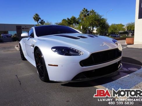 Used 2015 Aston Martin V12 Vantage S image 39