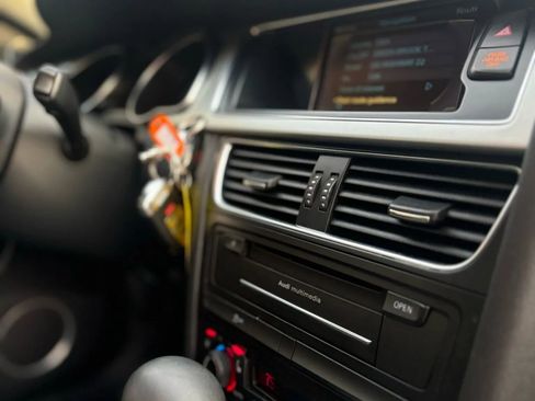 Used 2011 Audi A5 2.0T Premium Plus image 30