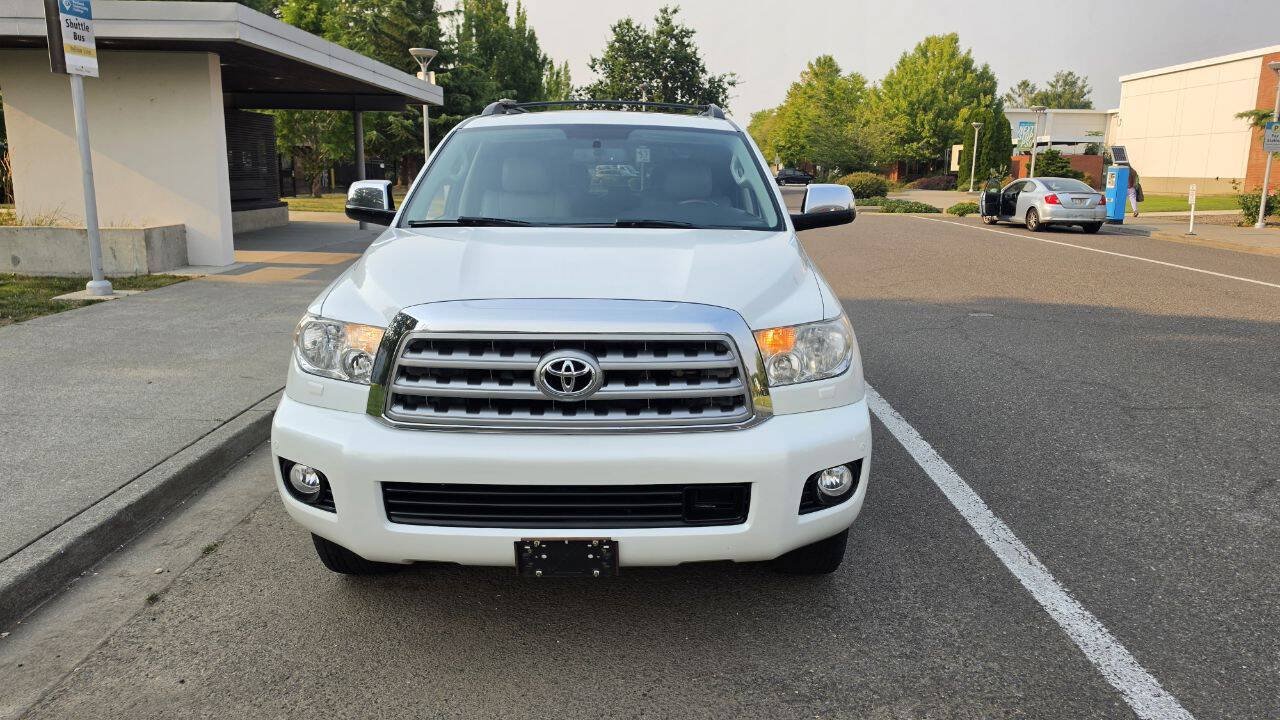 Used 2012 Toyota Sequoia Platinum AWD/4WD image 2