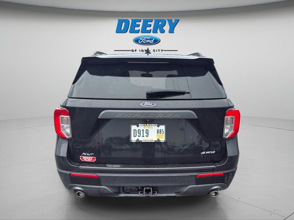 Certified 2024 Ford Explorer XLT w/ Equipment Group 202A AWD/4WD image 12
