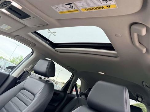 Used 2025 Honda CR-V EX-L image 17