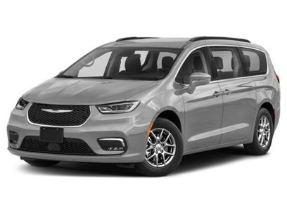 Used 2021 Chrysler Pacifica Touring