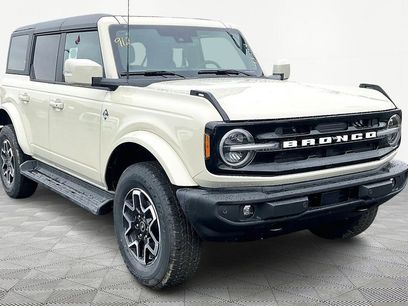New 2025 Ford Bronco Outer Banks