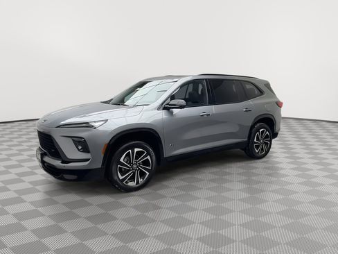 Certified 2025 Buick Enclave Sport Touring w/ Super Cruise Package image 40