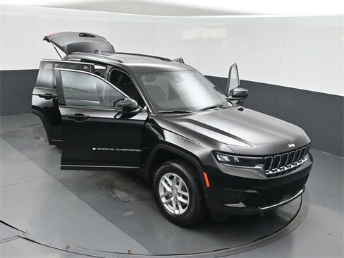 New 2025 Jeep Grand Cherokee Laredo image 50