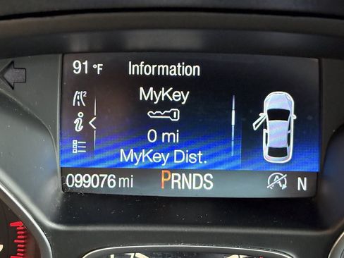 Used 2018 Ford Escape SE w/ SE Sync 3 Package FWD image 15