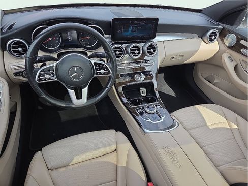 Used 2019 Mercedes-Benz C 300 4MATIC Sedan image 11