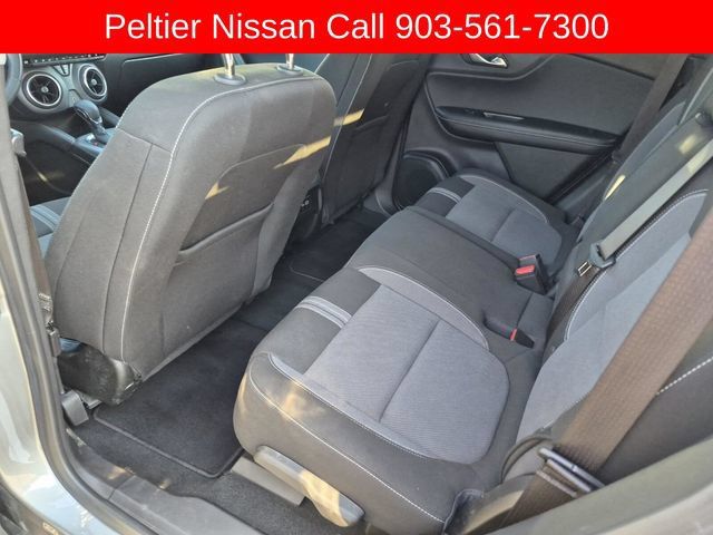 Used 2025 Chevrolet Blazer LT FWD image 21