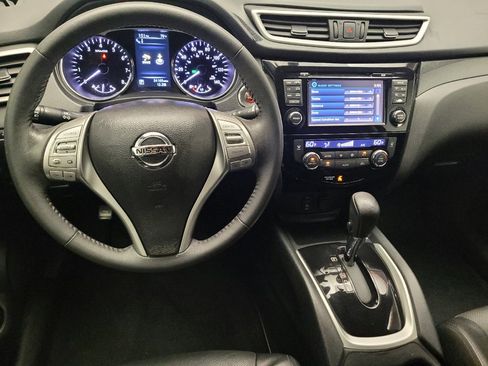 Used 2016 Nissan Rogue SL w/ SL Premium Package FWD image 22