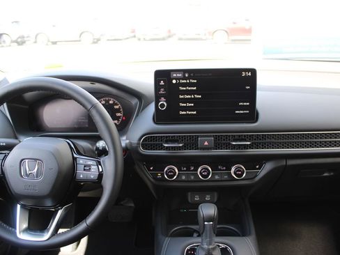 New 2026 Honda HR-V EX-L image 24
